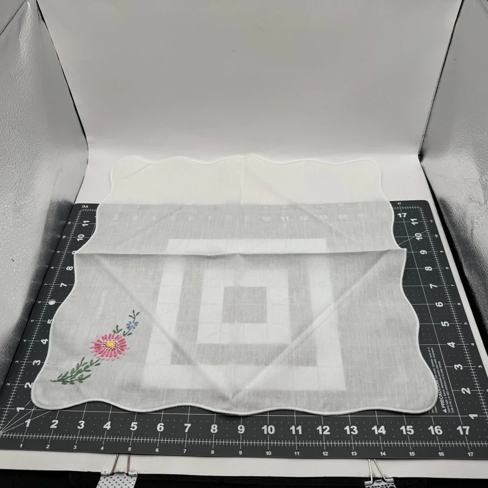 Embroidered Napkins Handkerchiefs White Pink & Purple Floral Scalloped‎ Set 8